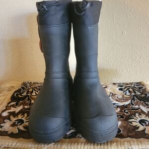 NWT Black Winter Boots